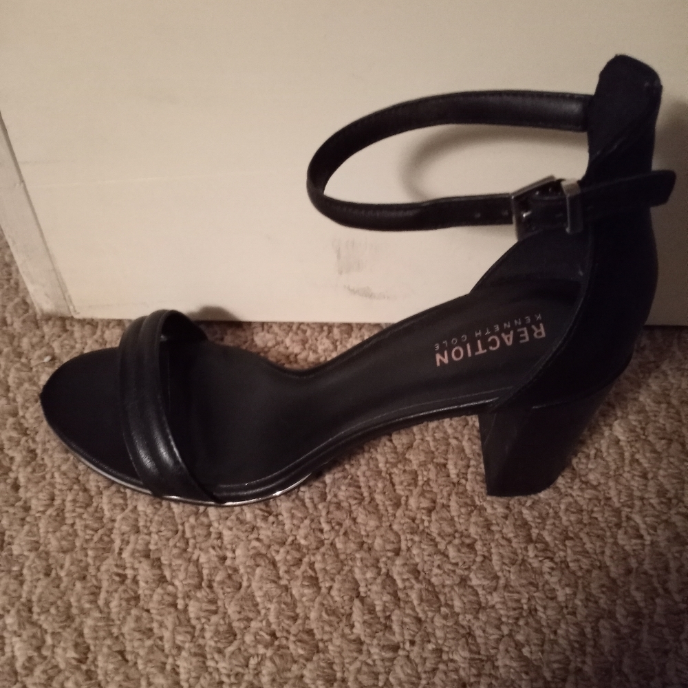 Black heels REACTION Kenneth Cole - Picture 4 of 7